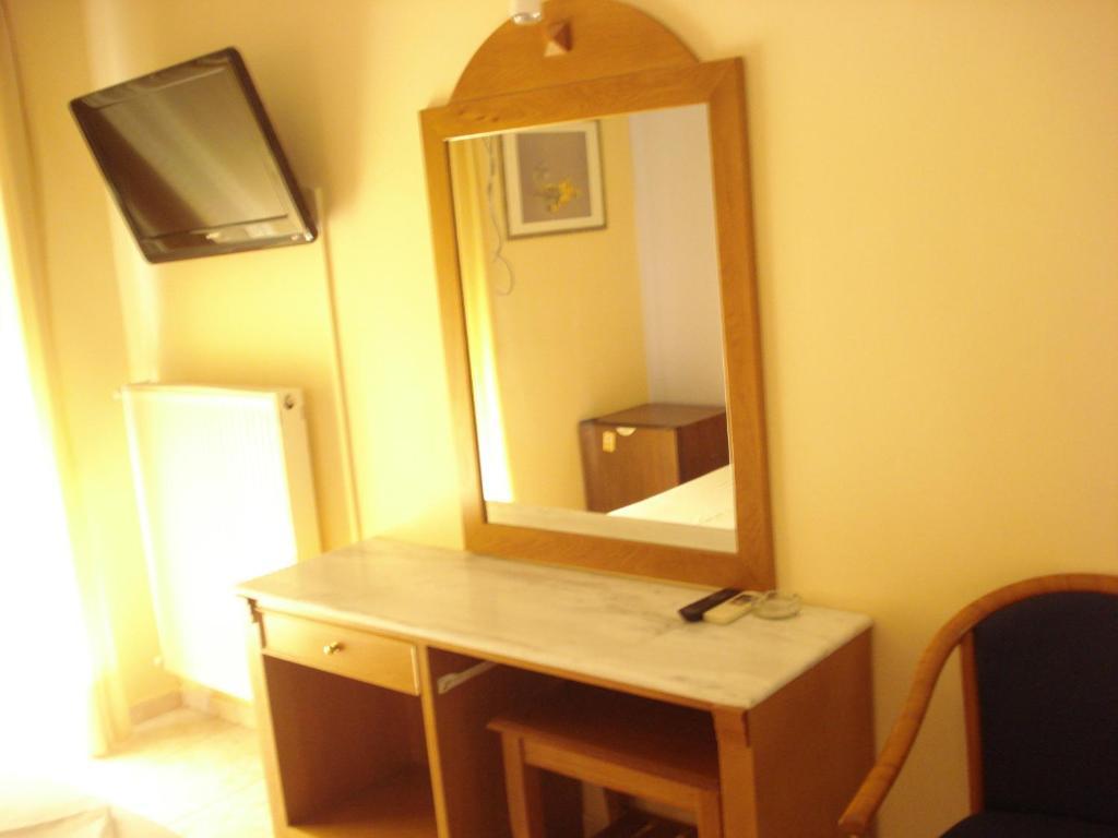 Hotel Cybele Pefki Athén Szoba fotó