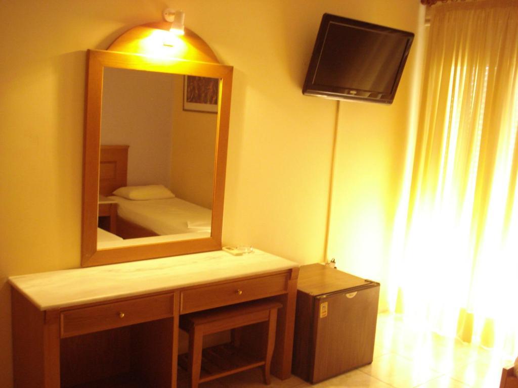 Hotel Cybele Pefki Athén Szoba fotó
